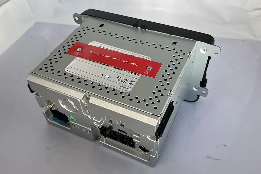 Volkswagen passat golf caddy transporter T5 touareg  Aftermarket Radio Upgrade 