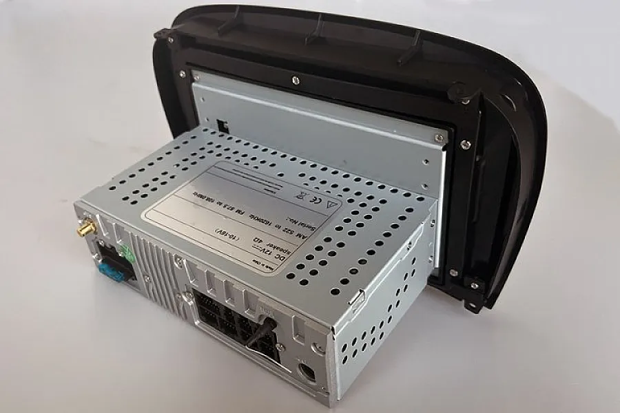 Mercedes-Benz SL Class R230 2005-2012 aftermarket Radio Upgrade touch screen