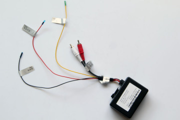BMW/Mercedes-Benz/Porsche Fiber Optic MOST audio Adapter(BOSE and Harman Kardon)