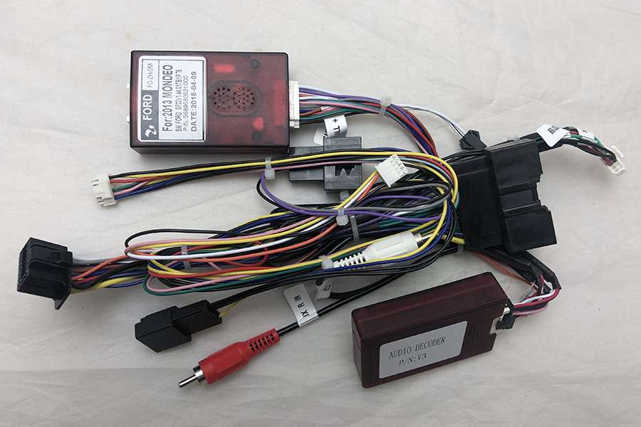 Ford Taurus 2013-2019 Auto radio GPS Aftermarket Android Head Unit Navigation Car Stereo image