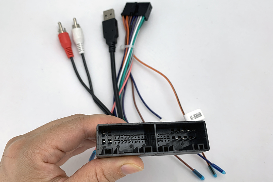 Hyundai Elantra 2016-2018 LHD Aftermarket Radio Upgrade image