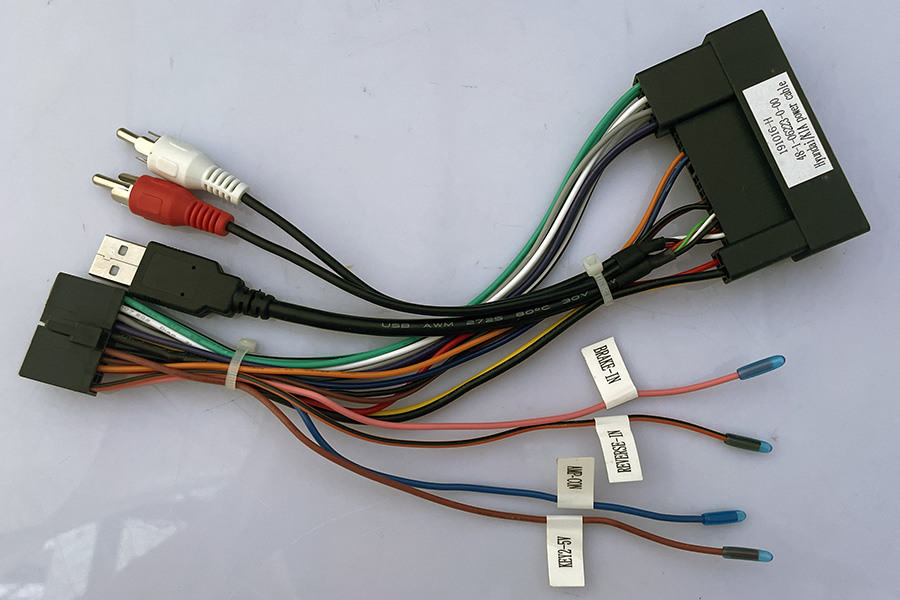 Hyundai ix35/Tucson 2015-2017 Aftermarket Radio Upgrade image