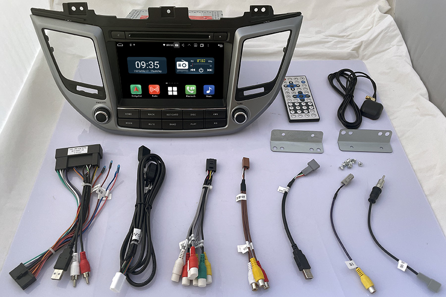Hyundai ix35/Tucson 2015-2017 Aftermarket Radio Upgrade image
