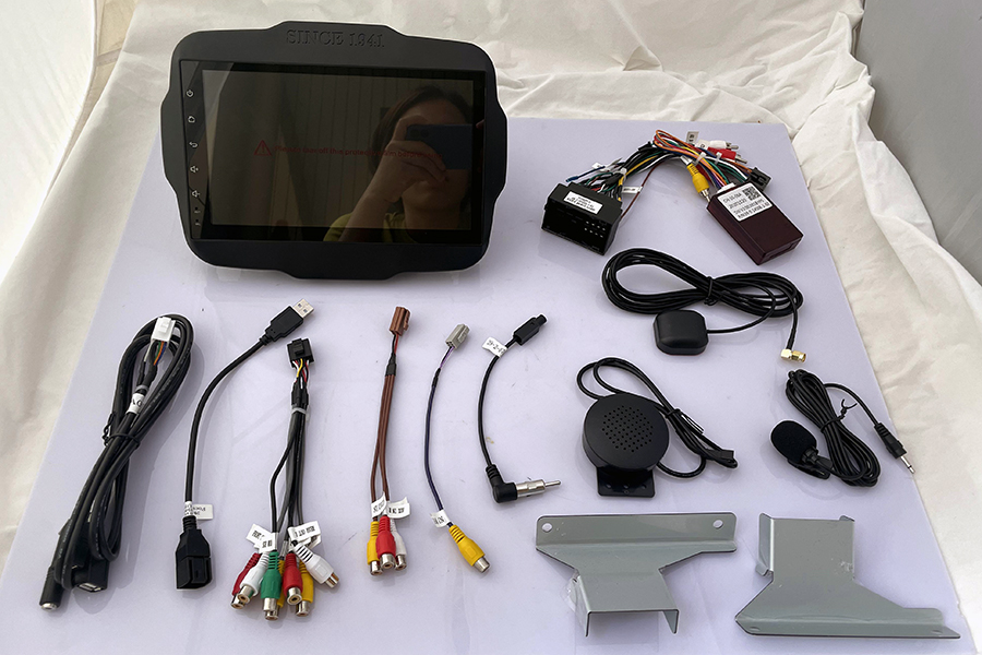 Jeep Renegade 2016-2017 Autoradio GPS Aftermarket Android Head Unit Navigation Car Stereo image