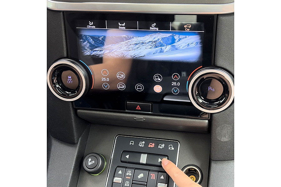 Land Rover Discovery 4 2010-16 Digital Climate Control Display Touch Screen image