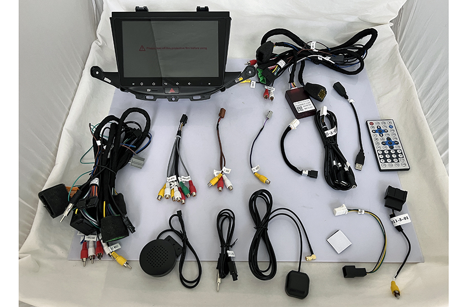 Opel ASTRA K 2016-2017 Aftermarket Radio Upgrade image