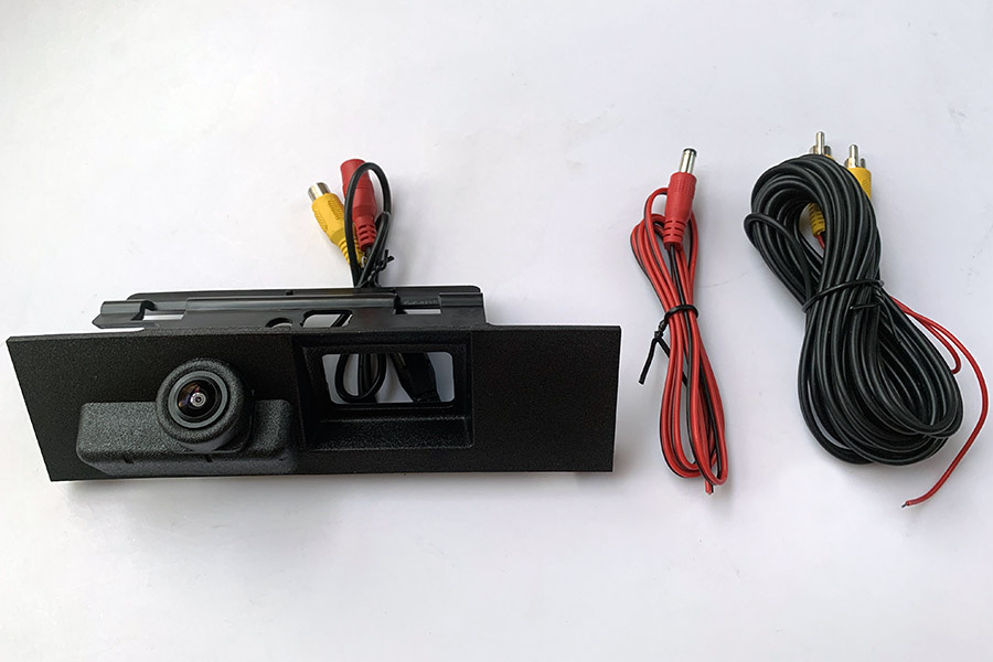 Ford Fusion/Mondeo 2013-2018 Tailgate Handle Reverse Camera image