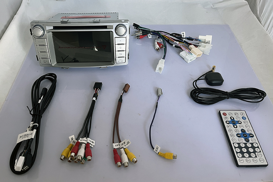 Toyota Hilux 2011-2015 aftermarket radio upgrade carplay bluetooth image